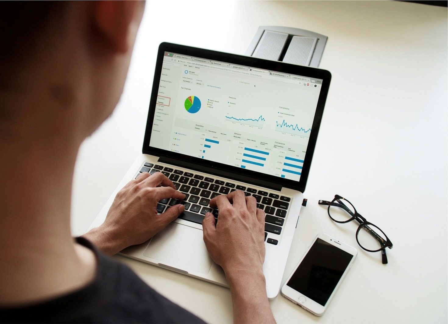 Cómo elegir el asesor financiero ideal para ti